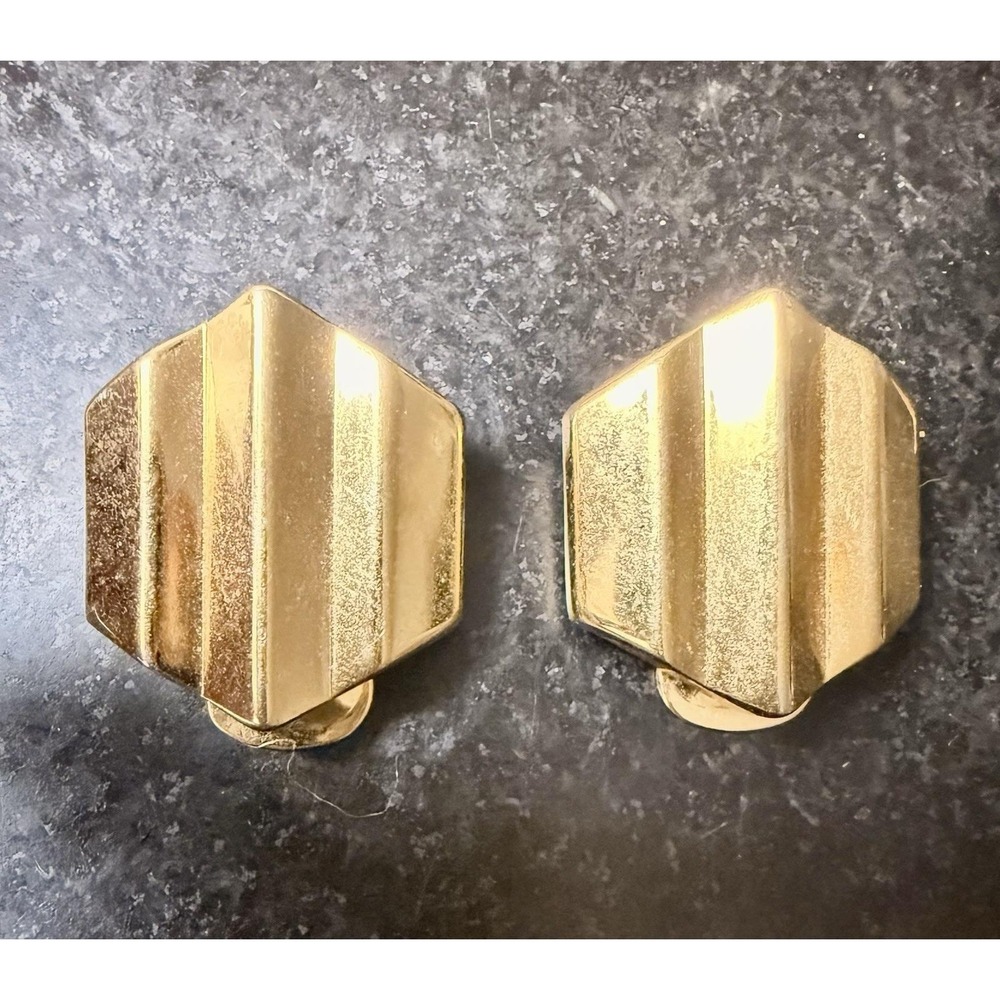 Dior Women Yellow Gold Art Deco Style Hexagon Clip-on Earrings